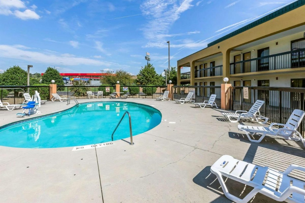 Rodeway Inn Knoxville Image 13