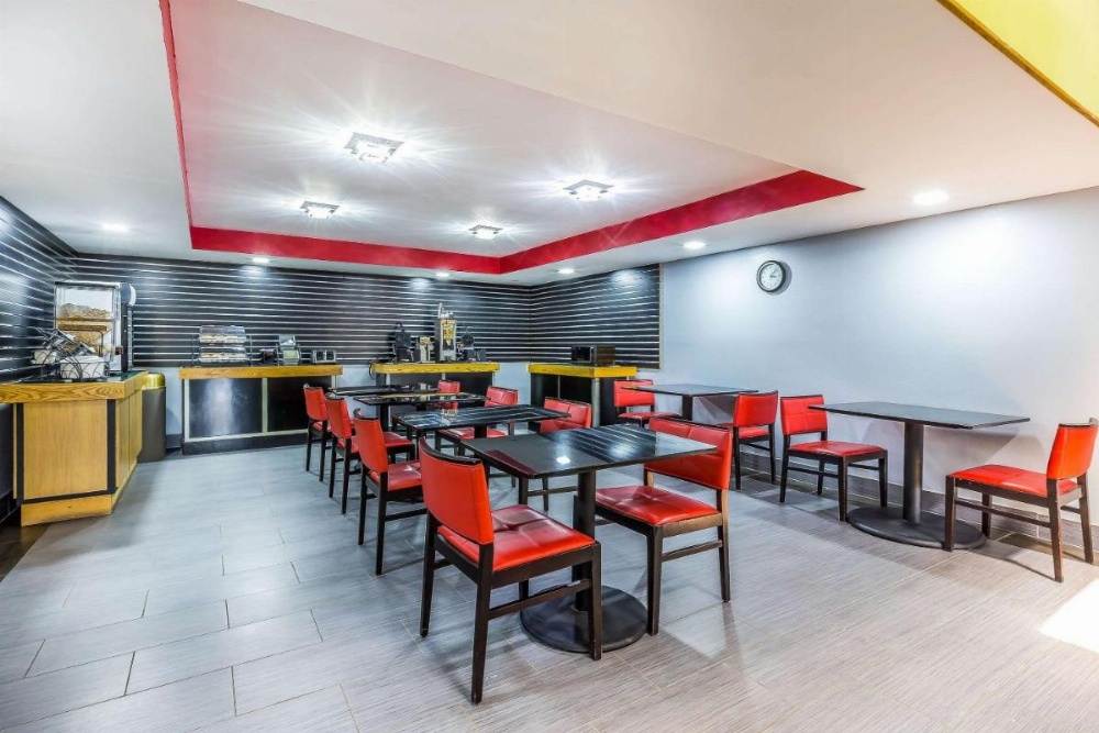 King Room with Sofa Bed - Non Smoking